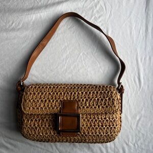 Forever 21 F21 Women’s Woven Wicker Brown Tan Shoulder Bag Purse Baguette Style